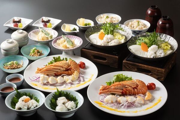 道頓堀川を望む個室で味わう夏の味覚　「鱧・鰻・伊勢海老」特別会席を期間限定開催