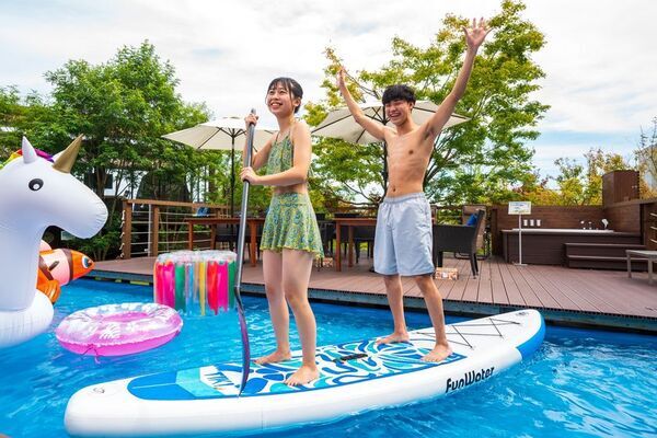 島原温泉ホテル南風楼のガーデン・テラス・プールが通年利用可能な「温水プール」としてリニューアルオープン！有明海と一体化する至福のインフィニティプールへと進化！