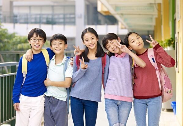 気になる子どもの口臭対策に「歯みがき＋1分」の舌ケア習慣をSHIKIEN公式HPにて公開　仕上げみがきに取り入れやすい、親子で始める新しい口内ケア