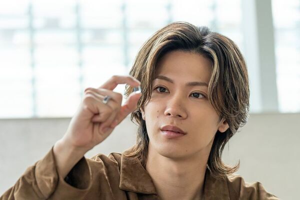 スペシャルコンテンツ「The Layers of Light」公開！　神宮寺勇太、MIKIMOTOのクラフツマンシップに触れる