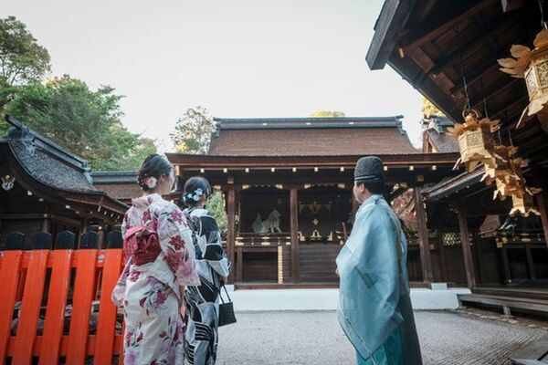 世界遺産　上賀茂神社　夏のライトアップ～龍神詣りと足つけ夕涼み～7月11日～22日開催