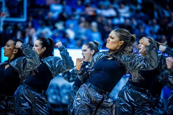 全米大学チャンピオンダンスチーム「BYU クーガレッツ」大阪公演