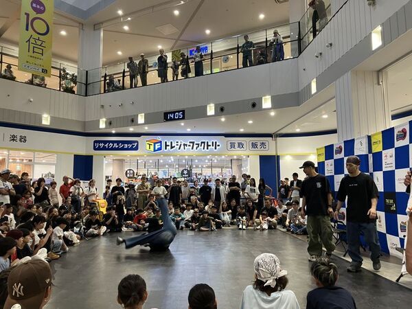 全国12のイオンモールを会場とした小中学生向けブレイクダンスの大会「AEONMALL BREAKIN'' CHAMPIONSHIP 2026」開催