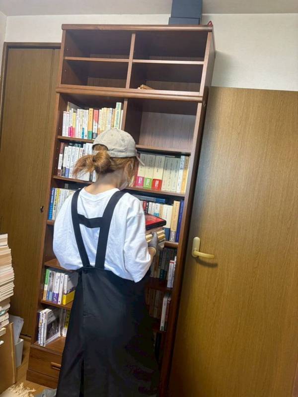 遺品整理で捨てられる専門書やサブカル資料を次世代へ――年間数十万冊を再流通する東京書房、川崎市「リユース・リサイクルショップ認定店」に認定