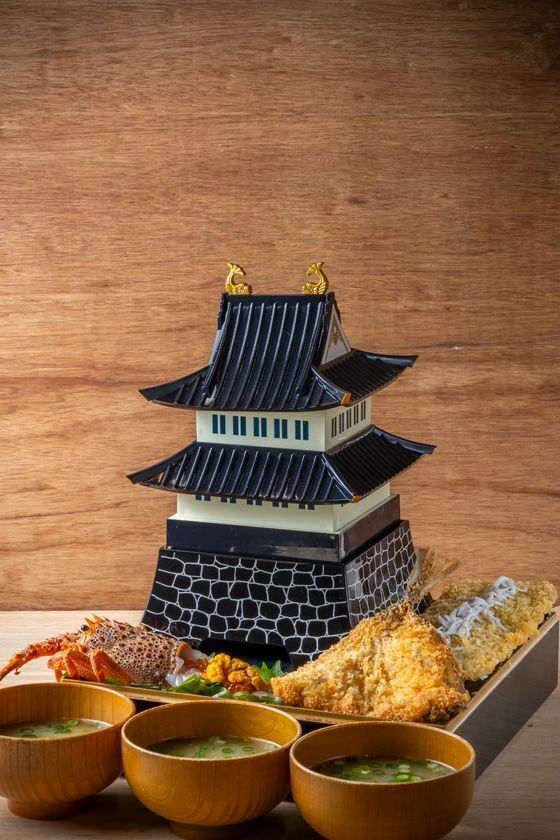 小田原漁港に“海鮮城”・“食べる灯台”出現！？豪快な“海鮮桶丼”と“小田原城”がグルメになって登場漁港飯を味わう「とと丸食堂」メニュー大幅リニューアル