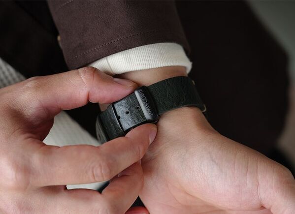 30年以上の時計ベルト専門メーカーが贈る、Apple Watch専門ブランドKUROCURRANTがイタリア・トスカーナ認定レザーを使用した最上位ライン第1弾『Prestige TOSCANA』を6月11日発売