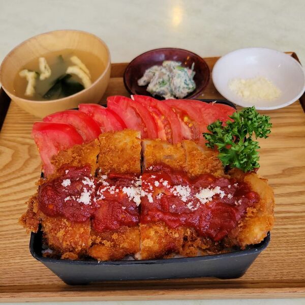 弾ける新鮮さ！初夏の味わい「トマト」が主役の山口さん家の足柄トマトフェアが6/8より開幕！