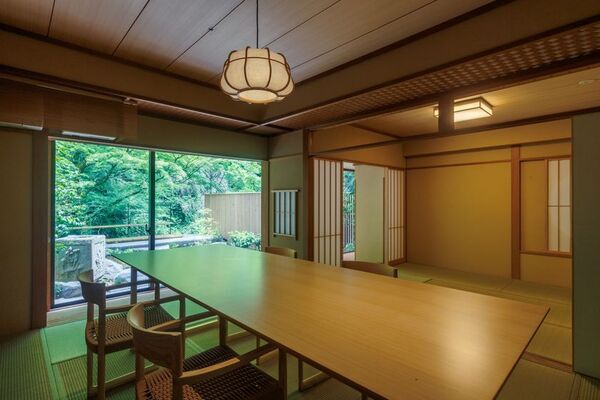 奥湯河原の温泉旅館「奥湯河原 結唯 -YUI-」本館をフルリニューアル　1フロア1室の“私邸型ラグジュアリー客室”誕生　サウナ・天然温泉付き新客室オープンキャンペーン実施中！