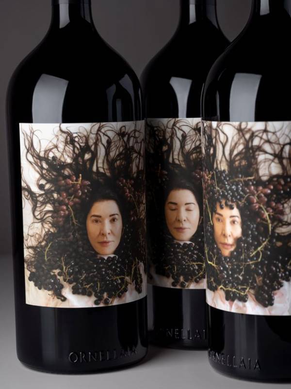 オルネッライア、世界的な芸術家、マリーナ・アブラモヴィッチとコラボしたアートボトルを制作　6/11よりボナムズにてオークション開催