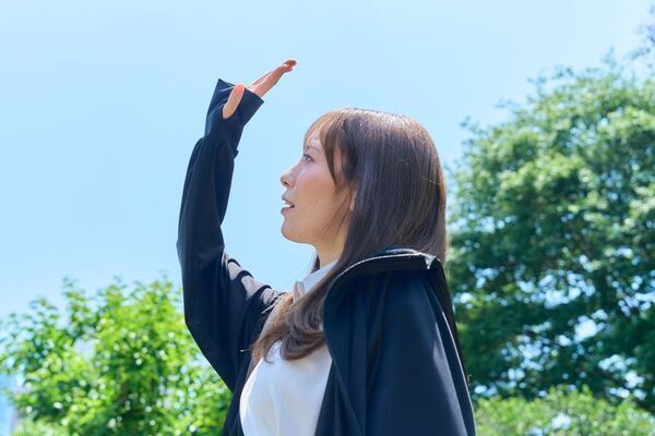 UVカット100％なのに、リンゴの様な軽さ　"見せるUVラッシュガード"「UVelia」が6/15よりMakuakeで発売