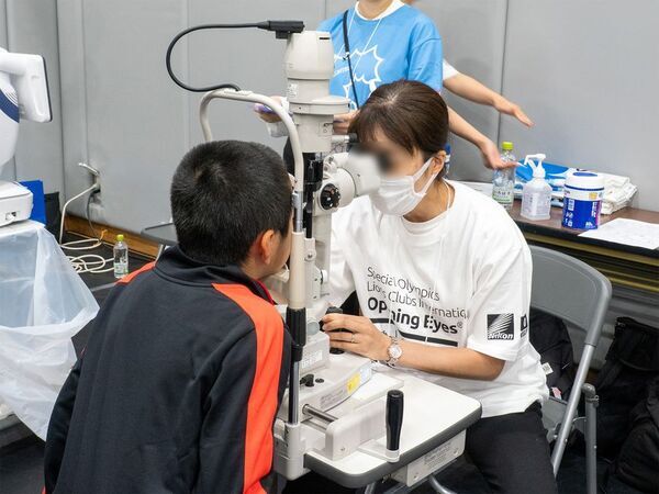 知的障害のあるアスリートの健康支援に協力　ヘルシー・アスリート(R)・プログラムで眼科健診をサポート