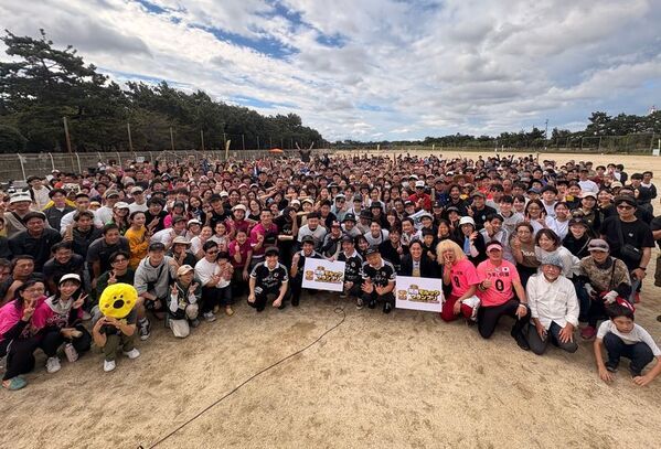 第2回 関西モルックグランプリ昨年大盛況だった関西最大級の“モルックの祭典”が今年も開催決定！全国から約200チームが集結！大阪・浜寺公園で9/23(水・祝)開催