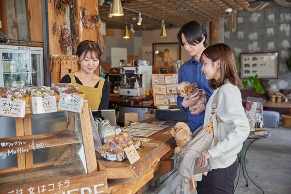 【体験会開催】東大阪の創業80年のモノづくり企業がワンちゃんの“ちょい抱っこ”を叶える新発想バッグを開発