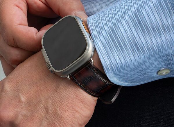 Apple Watch用バンド専門ブランド「KUROCURRANT」より最上位ライン「Prestige コレクション」第2弾としてクロコ型押しカーフレザーを使用した「Prestige CROCO GRAIN」を6月25日に発売