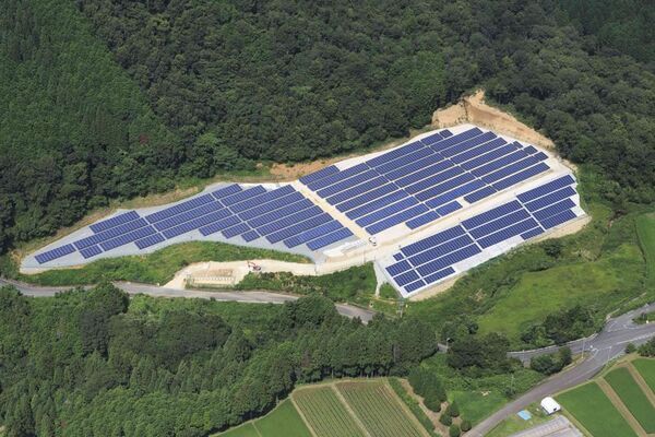 エクソル、福知山市で自社太陽光発電所の電力を公共施設で活用開始　～特定卸供給により地域内での再エネ地産地消を推進～