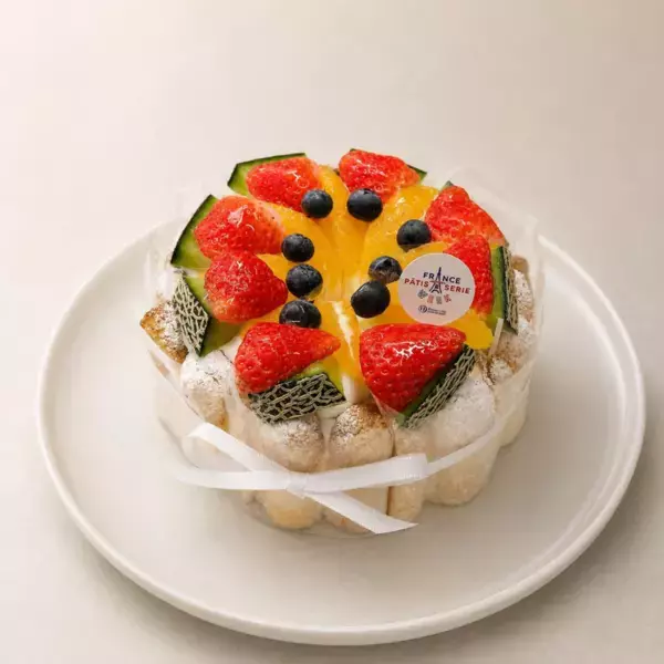 マンゴーやメロン、レモンなどを使った夏らしいシャルロットが7月1日(水)より全国一斉販売　「ダイナースクラブ フランス パティスリーウィーク2026」にて