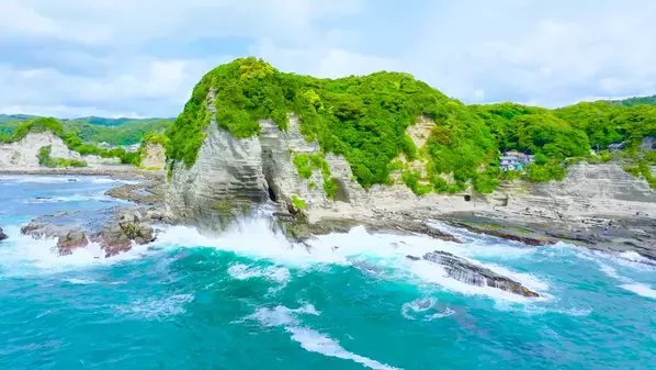 大自然の息吹を感じる映像体験“避暑地”勝浦のダイナミックな「絶景」を巡る旅