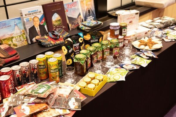 日本酒を入口に日本とアゼルバイジャンが連携　東京・乃木會館にて「日アゼル文化交流レセプション 2026」を開催