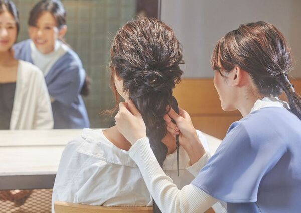 JR品川駅から徒歩1分！ヘアメイク・眉カット・まつげパーマ・ネイルサービスを提供する『アトリエはるか ウィング高輪店』が7/16(木)オープン！