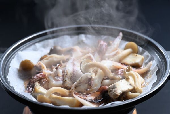 1人でイカ2杯を食べ比べ！旬のアオリイカ＆京丹後イカ漁火　京丹後・海舟が秋限定の贅沢宿泊プランを販売開始