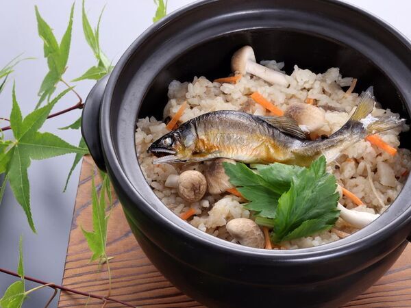 【愛犬と泊まれる古民家リトリート　赤城山 - 懐 - 】夏の味覚を贅沢に味わう会席コースと、愛犬との絆を深める記念日プランが新登場！