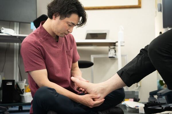 デスクワーク時代の姿勢を「腸腰筋」から解説　理学療法士・土屋 元明がテレビ朝日系番組に出演