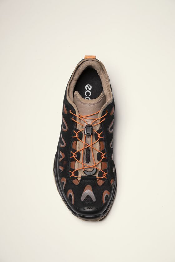 Craig Greenと相澤陽介がECCOの定番を再解釈「ECCO.kollektive」第1弾が登場