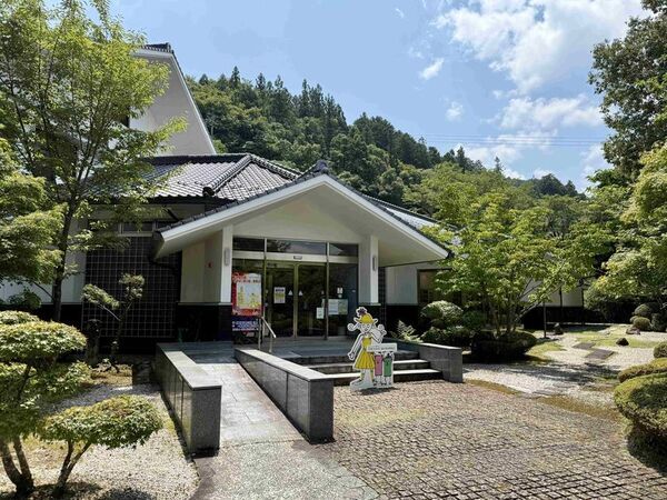 第31回全国「かまぼこ板の絵」展覧会を開催中　全応募作品6,552点を2027年1月11日まで展示
