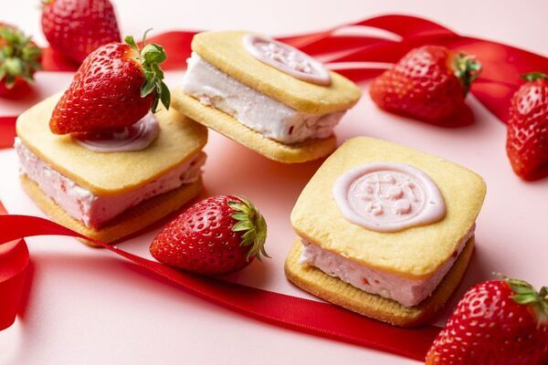 ＜いちご専門店の道の駅 いちごBonBon＞　新定番お土産スイーツ、厚さ約3cmの贅沢「ベリーバターサンド」を新発売！さらに8月は夏×いちごを楽しむ「サマーベリーフェスティバル」を開催！