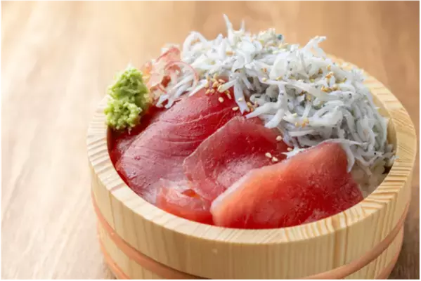 【静岡の海の恵み】磐田・福田漁港すぐ！しらすの魅力を五感で楽しむ海鮮丼店が8/6グランドオープン