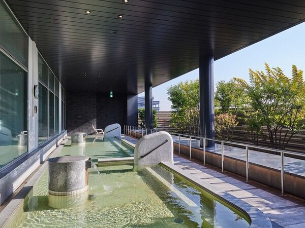 「リーベルホテル大阪」親子で楽しむ「親子ヨガレッスン」を開催！ヨガとホテルステイで、心と身体を整える一日を