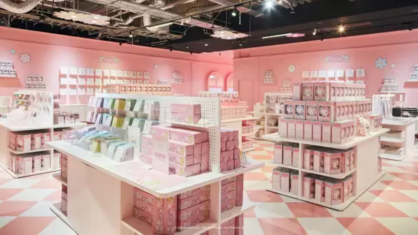 「Hotel Floria Tokyo」東京会場限定グッズ第2弾、9/19から順次発売　総勢160点ラインナップ