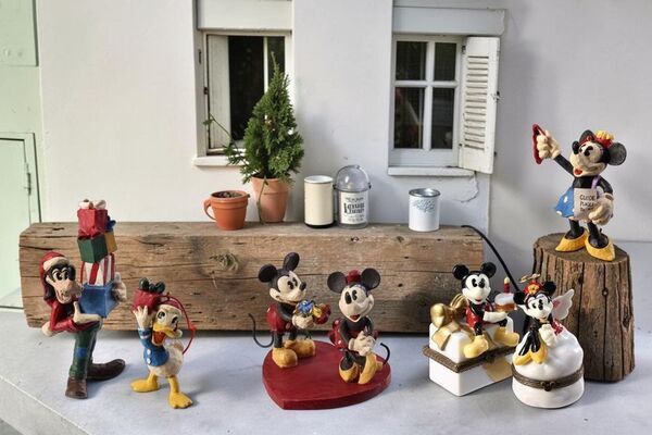 30年の時を受け継ぐ。オルゴールショップ カリヨンが未使用のヴィンテージディズニー27種を公開
