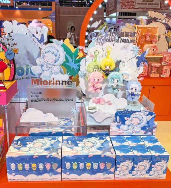 金田涼子、大丸東京店で個展を8月26日より開催　Miorinneとアリババ系ブランドLUCKY LOOPとのコラボ最新商品も日本初披露