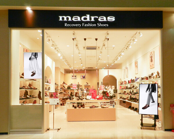 madras Recovery Fashion Shoes 北陸小矢部店