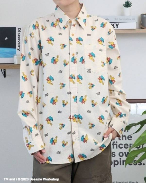 世界中で愛されている「セサミストリート」カラフルでポップな秋冬アパレルが8月26日(水)より販売開始