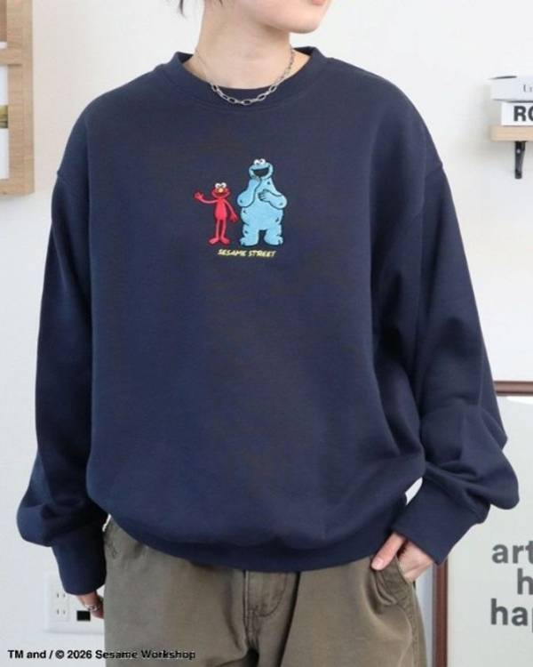 世界中で愛されている「セサミストリート」カラフルでポップな秋冬アパレルが8月26日(水)より販売開始