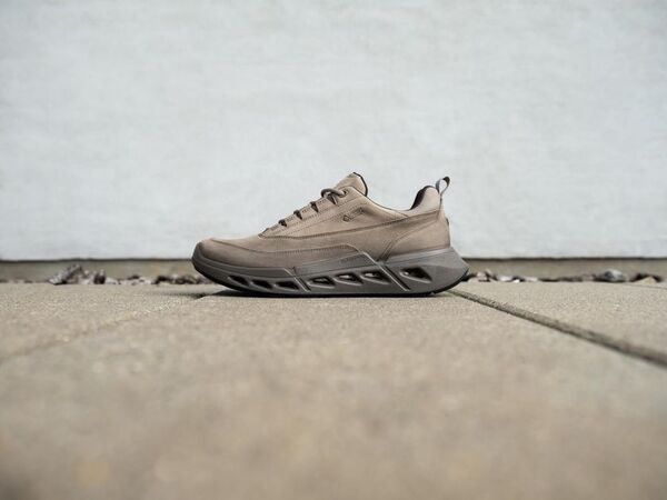 「履いただけで、快適さはわかるのか？」ECCO、“歩いてから選ぶ”体験「ECCO Walks」をスタート