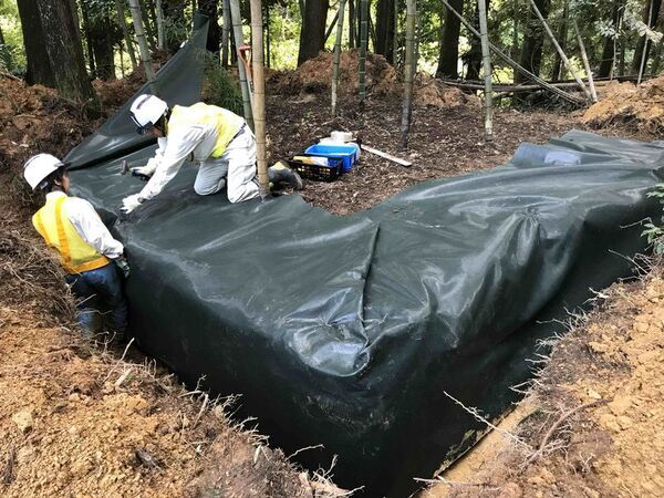 「毎年切っても生えてくる…」を解消！上から敷くだけで竹害を止める「ぴたっと竹どめシート」を発売