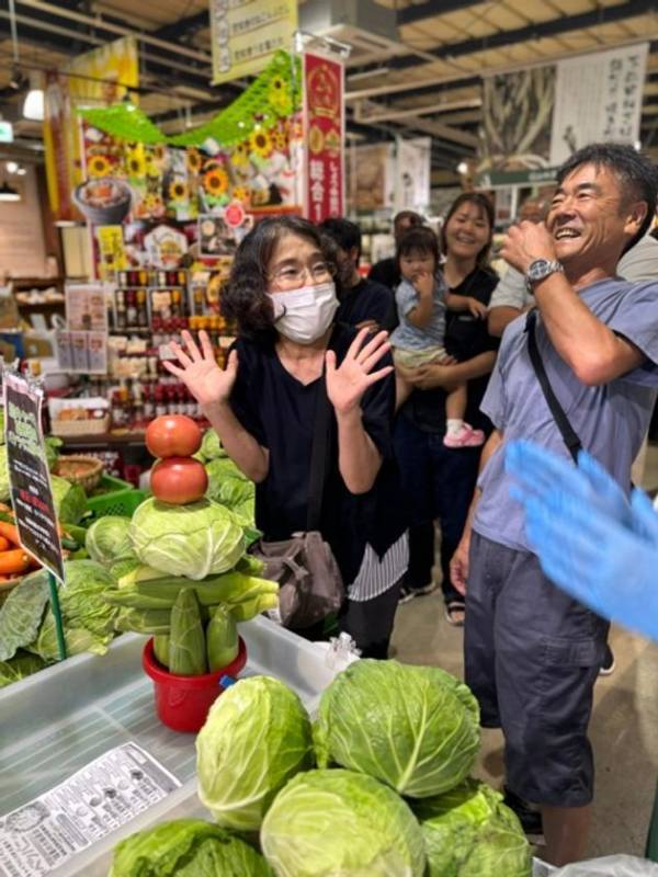 10周年、今年はさらにやりすぎます！群馬の秋を思いっきり堪能せよ　群馬県渋川市 上州・村の駅「群馬の秋がやってきた　10周年祭」開催　日本一“詰め放題系イベント”の多い農産物直売所を目指します！