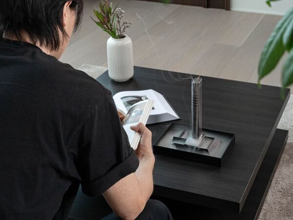 煙が下へ流れる“没入型香炉”「UNKAI｜雲海」Makuakeにて、専用プロダクトセットのプロジェクト開始