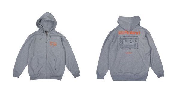 ローランドとLATENCYのコラボによるアパレルを発売