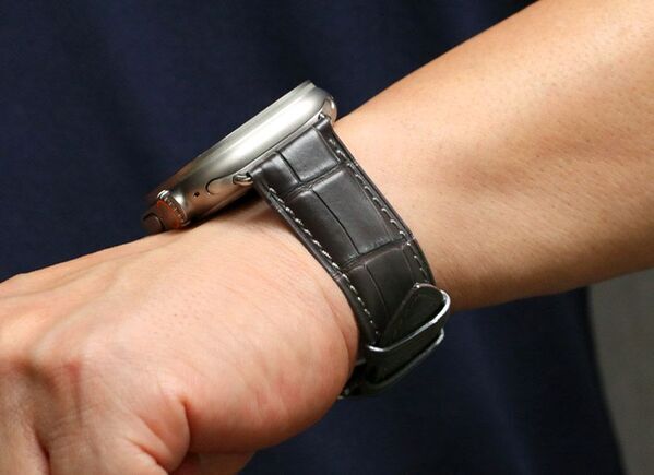 Apple Watch用バンド専門ブランド「KUROCURRANT(クロカラント)」最上位ライン「Prestige コレクション」第4弾として高級腕時計ベルトを代表とする素材、アリゲーターレザーを使用した「Prestige ALLIGATOR(プレステージ アリゲーター)」を9月17日に発売