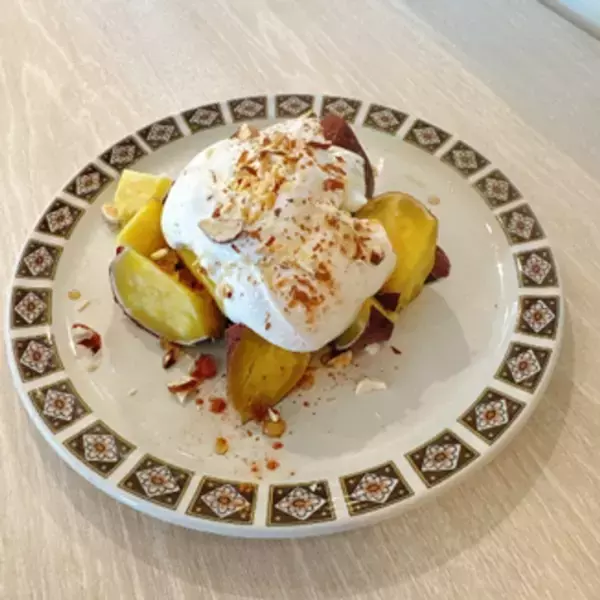 伊豆の生産者さんの想いが詰まった秋の恵みを、南箱根で味わう　TAMAGOYAベーカリーカフェで「秋のサラダビュッフェ」を9月18日から開催～旬の野菜を使った新作パン6種や、お子様向けピザ作り体験も～