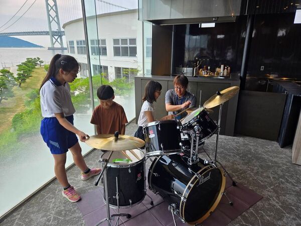 「体験格差」をなくしたい。ホテルの遊休時間を、子どもたちの学びの時間へ　神戸発「学童ホテル」が開始から1年、地域・企業20社超と“本物の体験”を創出　第3期生募集に向け、10月12・13日に体験・説明会を開催