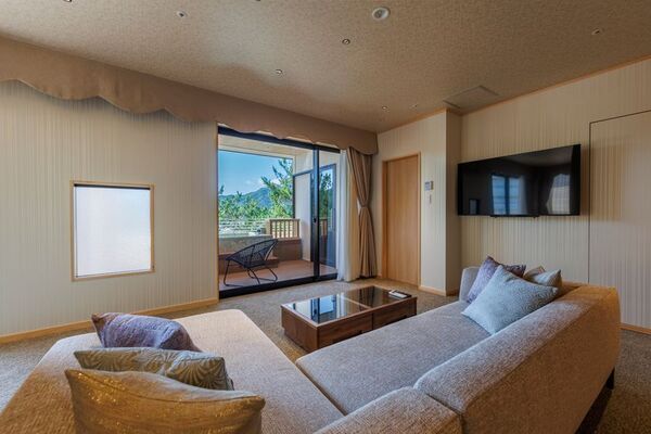 鬼怒川グランドホテル 夢の季　おかげさまで開業60周年。日頃の感謝を込めた記念企画と特別プランのお知らせ