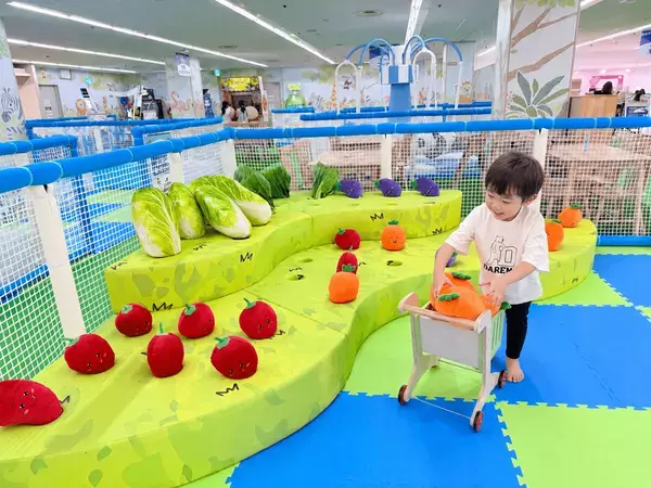親子で夢中になる遊びが約30種類！「キッズランドUS 東京青梅店」が9月18日オープン　天候を気にせず楽しめる、全天候型の室内遊園地