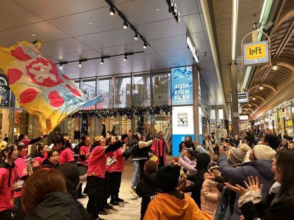 狸小路に、世界50か国以上から―国慶節時期の狸小路で、秋のインバウンドに“おもてなし”イベントを開催