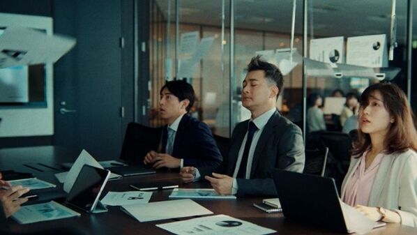 俳優・桐谷健太さんが情熱全開の熱血社員役に！「プラントに、一直線。」に突き進む姿をパワフルに体現！レイズネクスト初のTV CM第1弾『プラントに、一直線。会議室』篇～2026年10月3日(土)より全国放映～