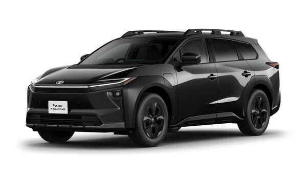 TOYOTAの電気自動車「bZ4X Touring」とともに過ごす日常を描く「365 SCENES」　第3弾は俳優・宮沢氷魚さんが俳優仲間と、思い出の地「三崎」を巡る旅へ　bZ4Xシリーズブランドサイトにて10月1日(木)より公開　10月3日(土)にはラジオ局interfmにて、本企画と連動した特別番組を放送予定